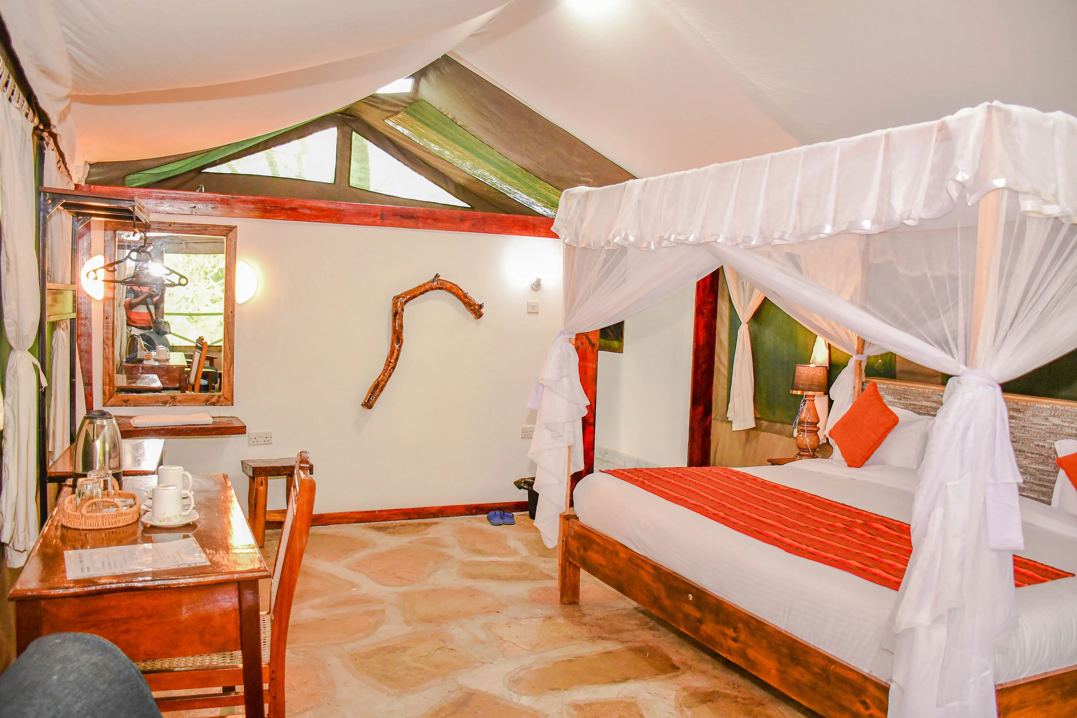 Camp room